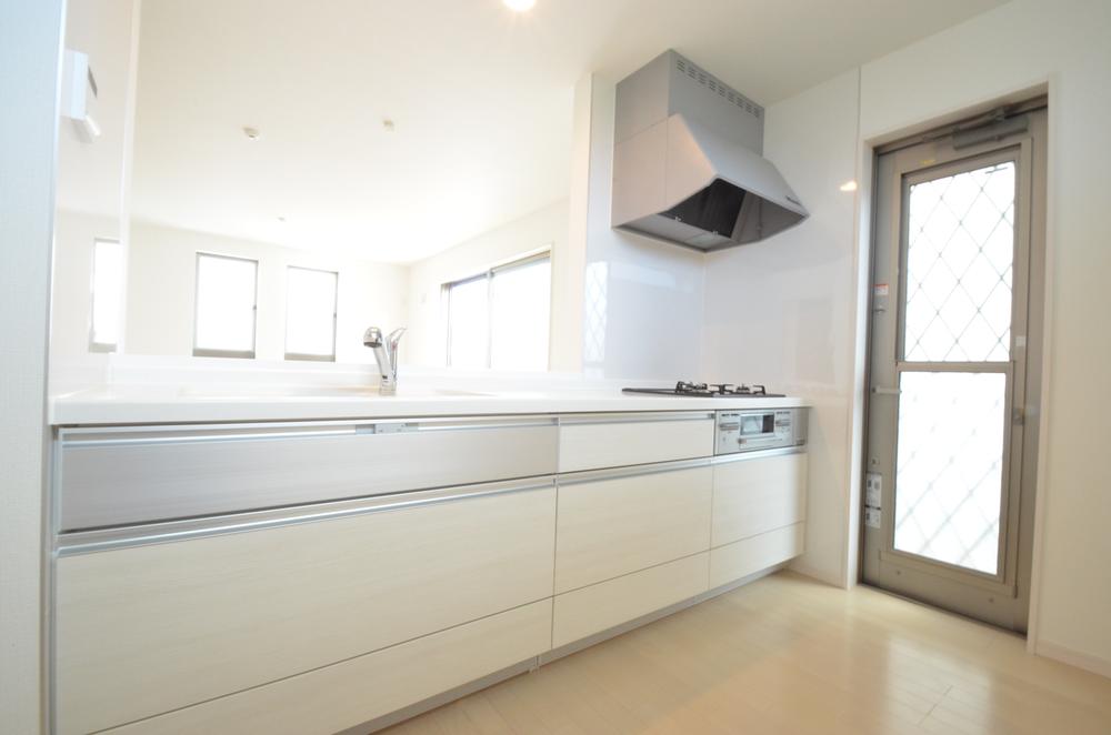 Same specifications photo (kitchen). Same specifications