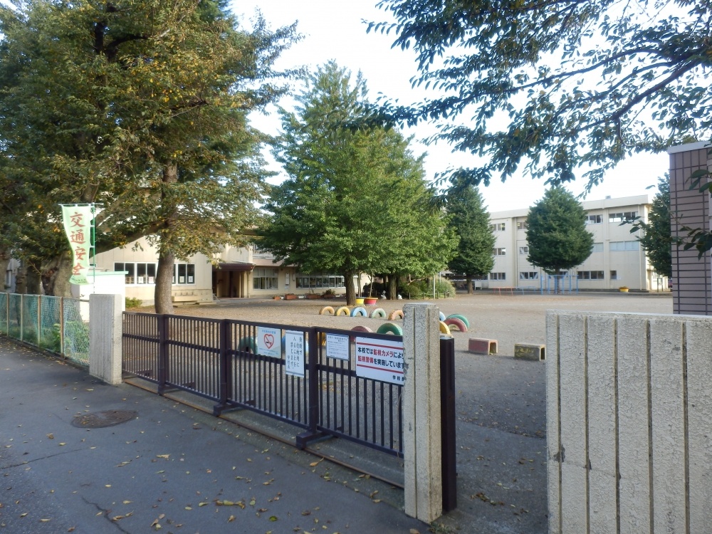 Primary school. Sagamidai up to elementary school (elementary school) 981m