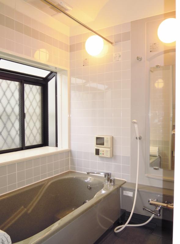 Bathroom. It has been cleaned