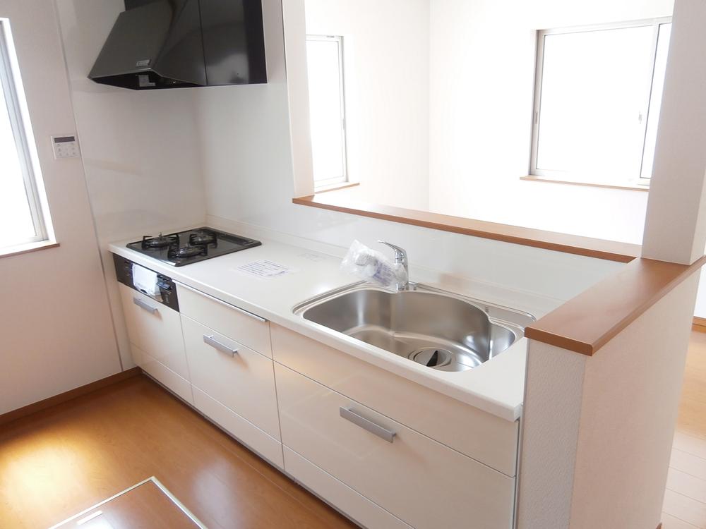 Same specifications photo (kitchen). Same specification kitchen