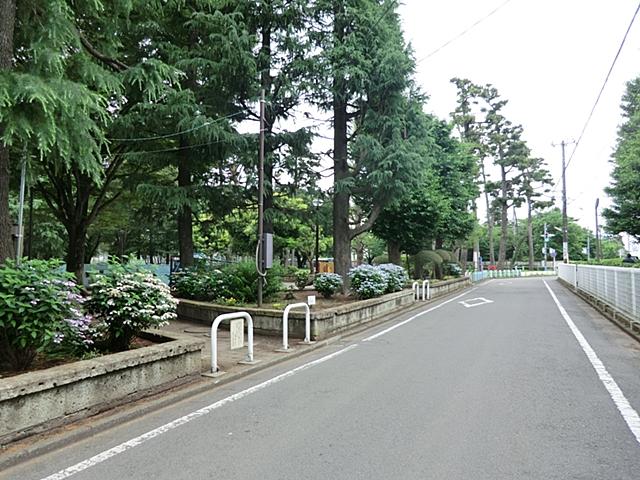 park. 397m until Sagamidai park