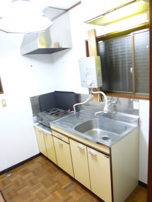 Kitchen. Rich kitchen storage is ☆ Large pots and pans can also be accommodated!