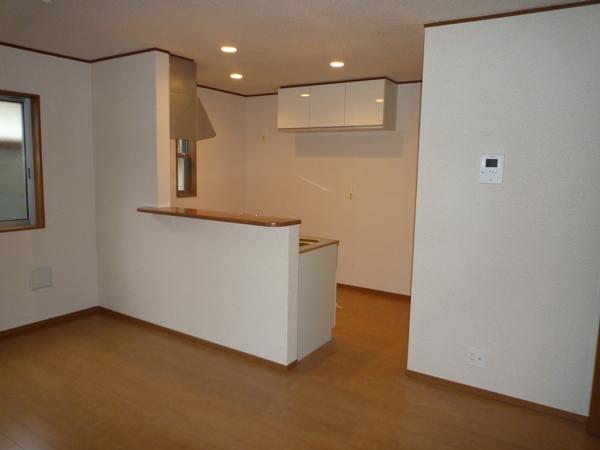 Same specifications photo (kitchen)