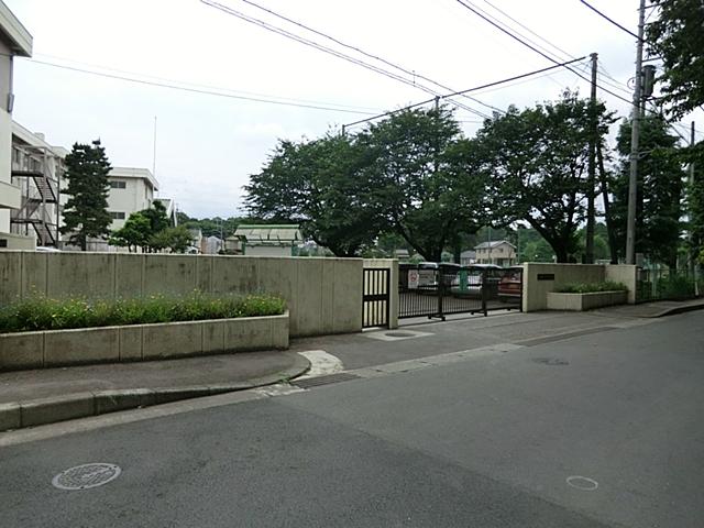 Junior high school. 780m to Sagamihara Municipal Onodai junior high school