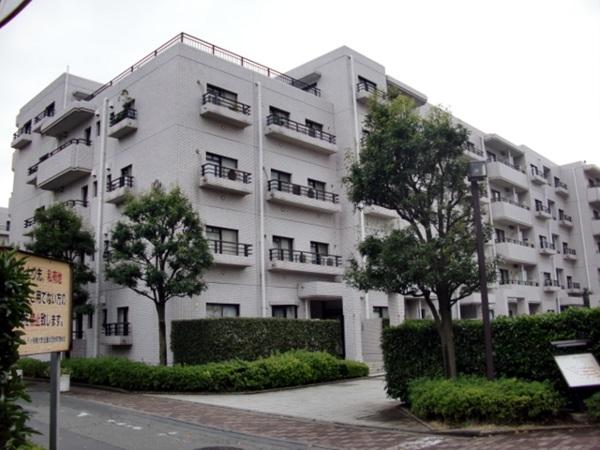 Local appearance photo. Local (11 May 2013) Shooting