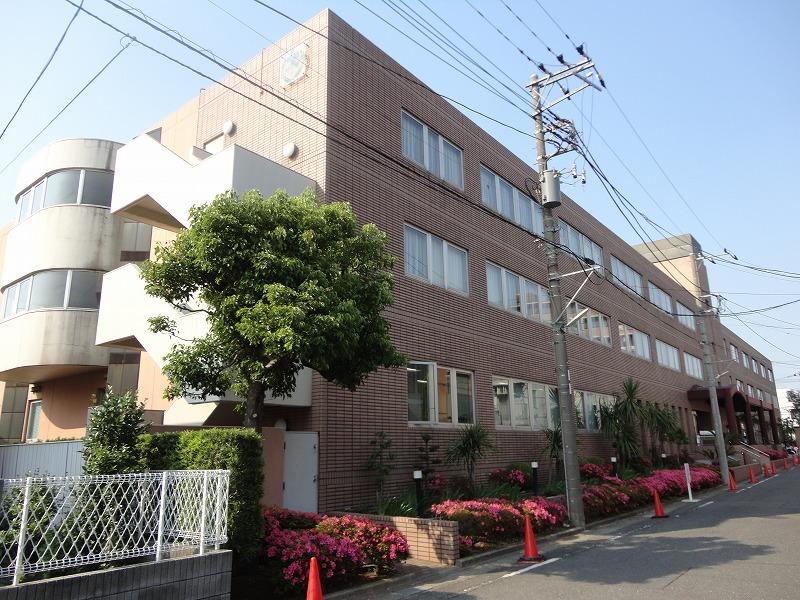 Hospital. 360m until Morishita Memorial Hospital (Hospital)