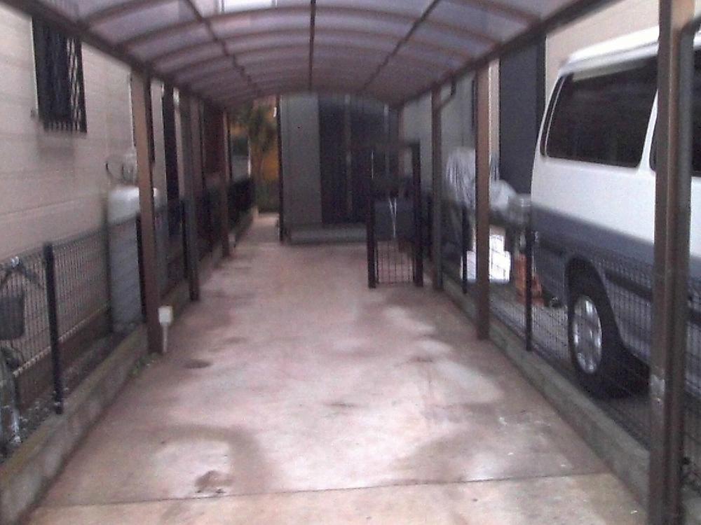 Parking lot