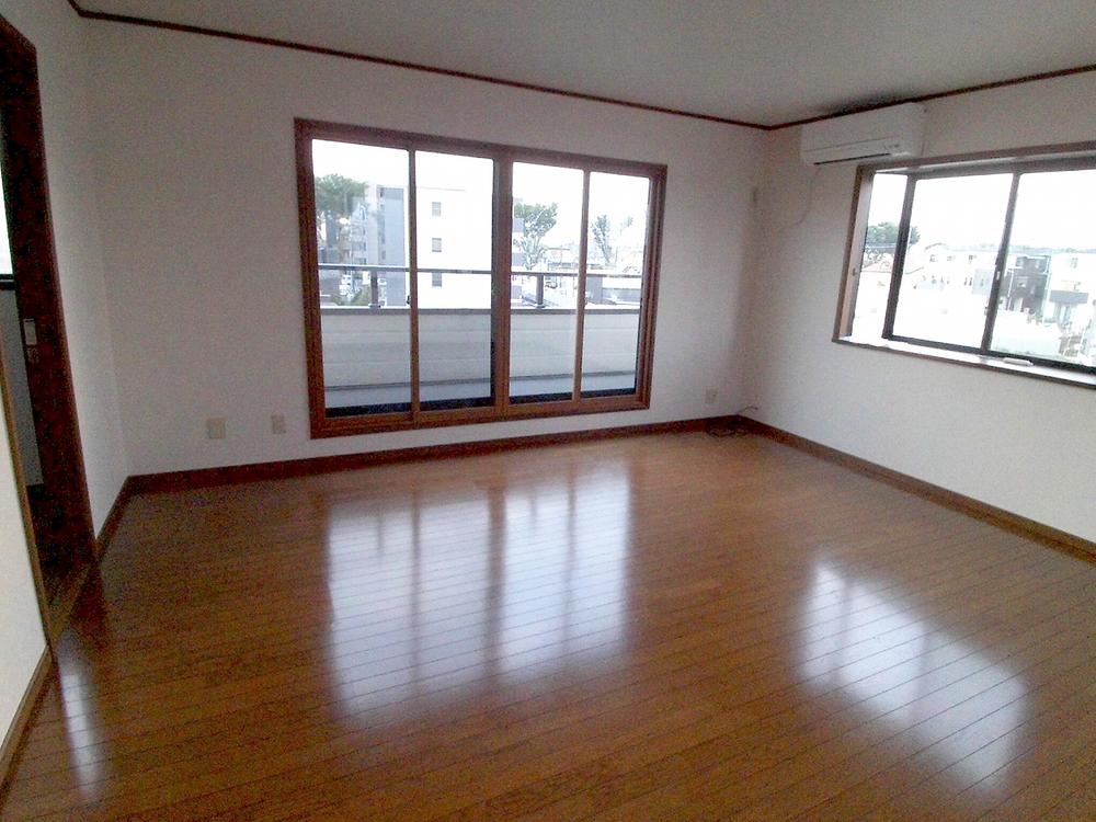 Non-living room