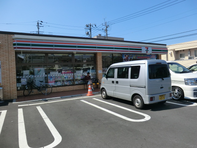 Convenience store. Seven-Eleven 170m until Sobudai Komae store (convenience store)