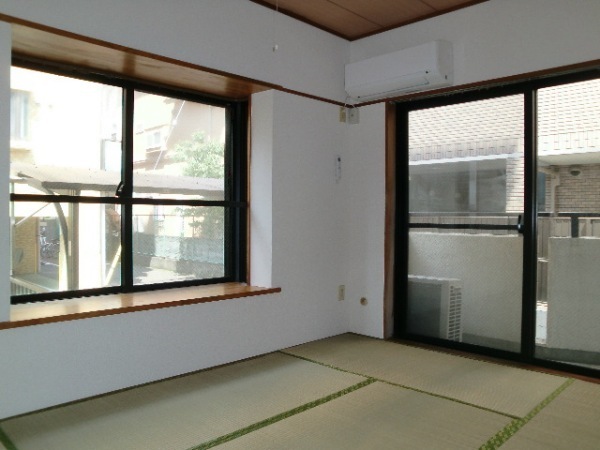 Living and room. Bright Japanese-style room! ! 