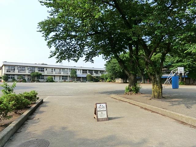 Primary school. 1342m to Sagamihara Tatsuasa groove Elementary School