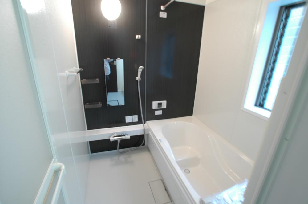 Same specifications photo (bathroom). Same specifications