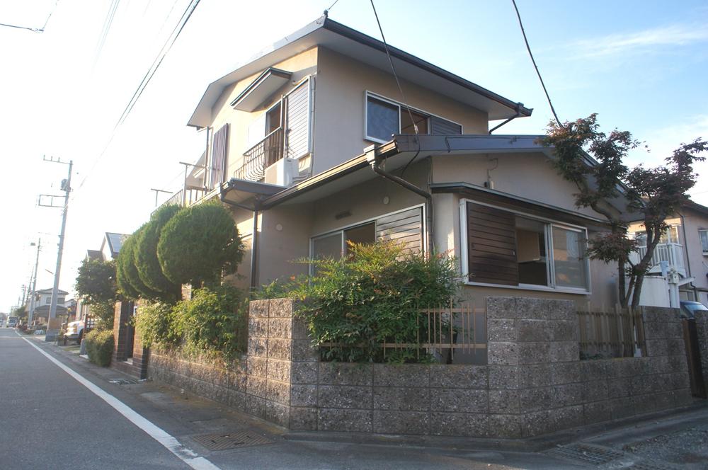 Local appearance photo