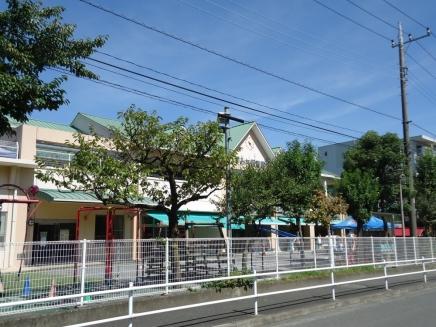 kindergarten ・ Nursery. Violet to nursery school 1222m