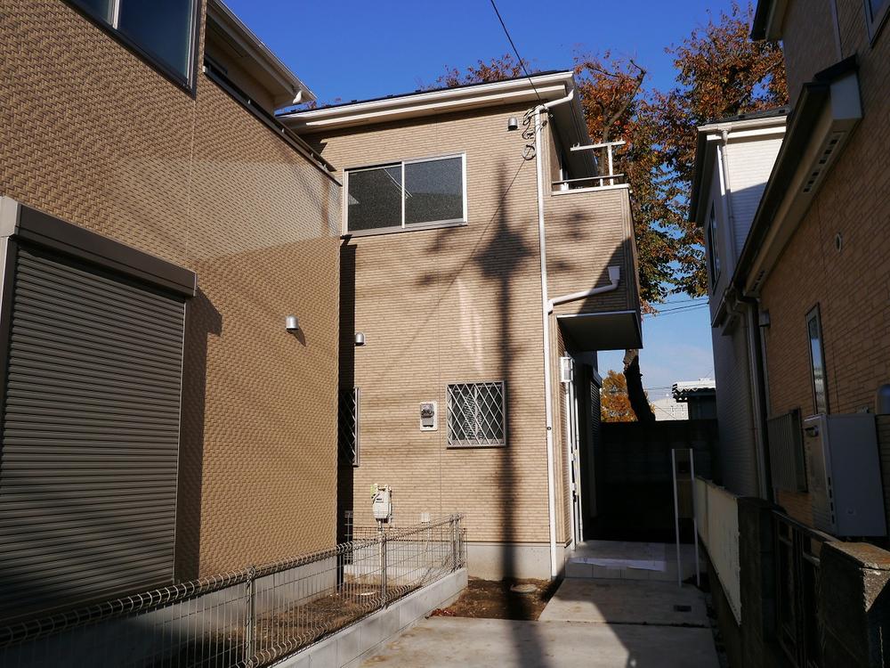 Local appearance photo