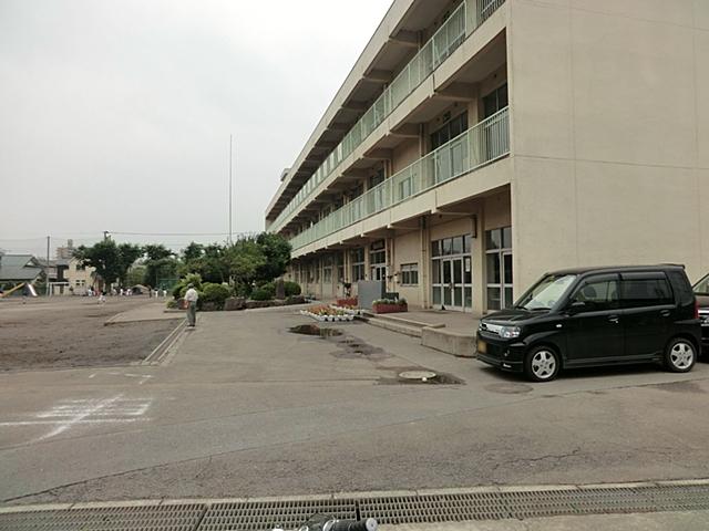 Primary school. Sagamihara Municipal Kashimadai 400m up to elementary school