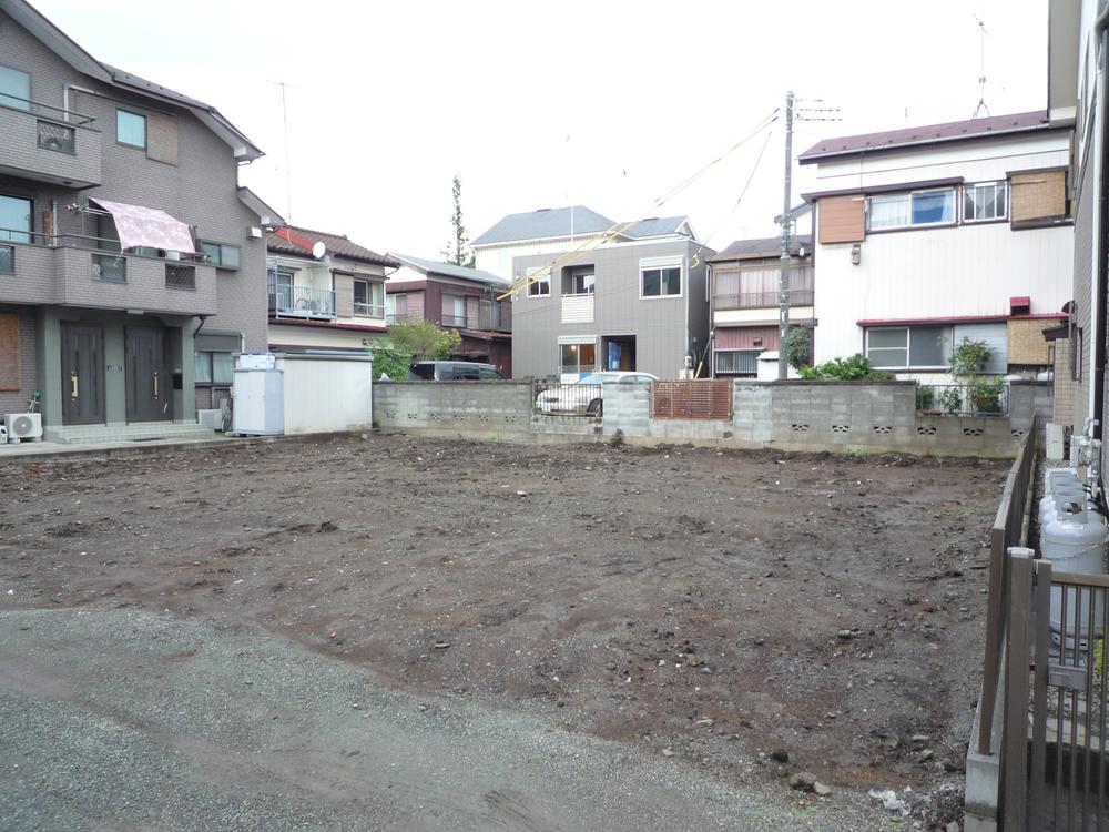 Local photos, including front road. Due to its southwest side contact road and east passage, Per yang ・ Ventilation is good ☆