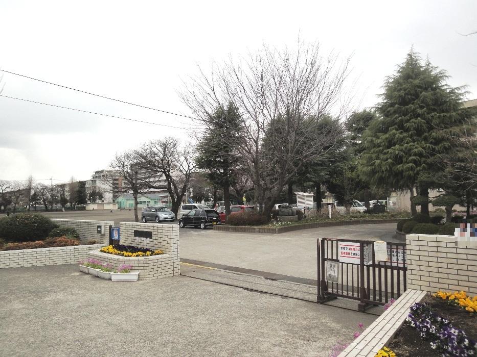 Primary school. 1021m to Sagamihara City Taniguchi stand elementary school