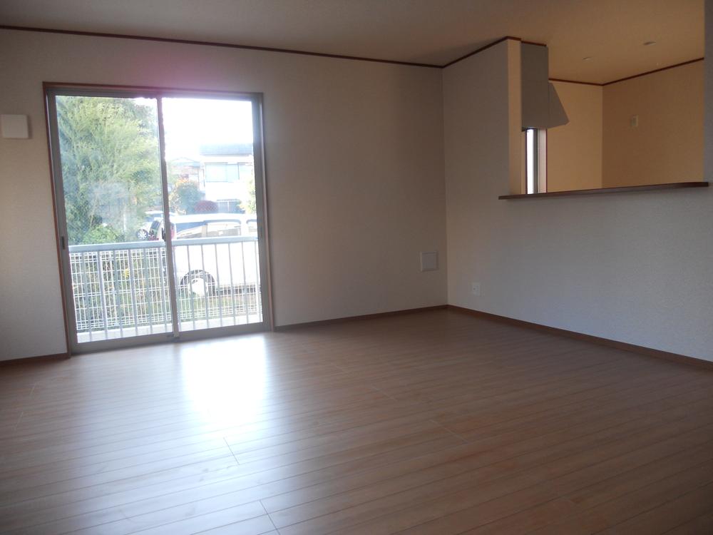 Living. Indoor (11 May 2013) Shooting Building 2