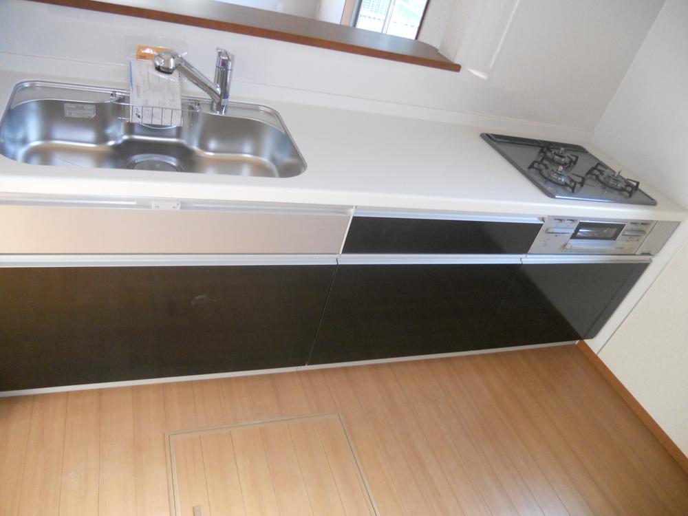 Kitchen. Indoor (11 May 2013) Shooting Building 2