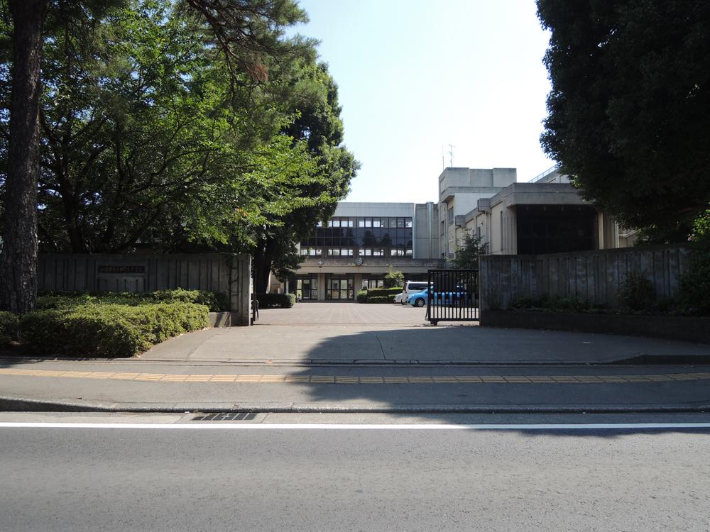 Junior high school. 1707m to Sagamihara Municipal Yoshinodai junior high school