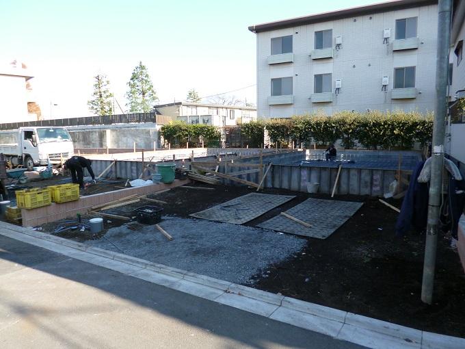 Local appearance photo. Local (12 May 2013) Shooting