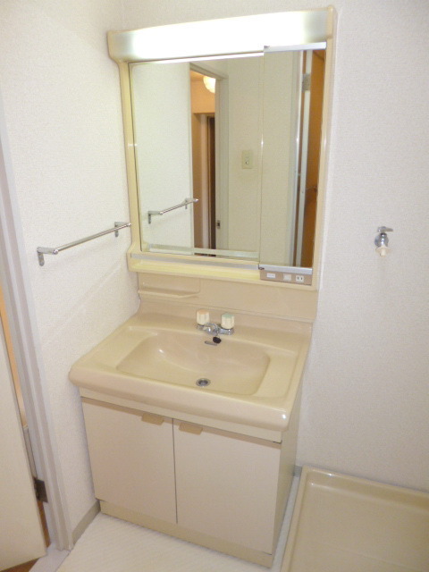 Washroom.  ☆  It is a popular independent wash basin  ☆