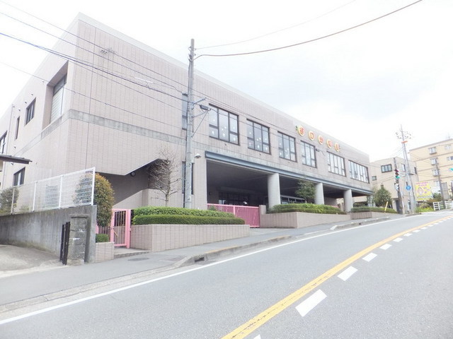 kindergarten ・ Nursery. Taniguchi kindergarten (kindergarten ・ 80m to the nursery)