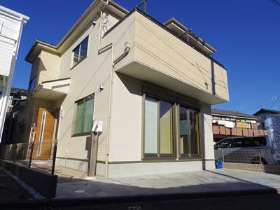 Local appearance photo. Local (10 May 2013) Shooting