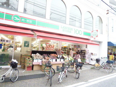 Convenience store. STORE100 Sagamidai store up (convenience store) 69m