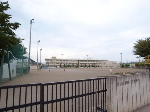 Primary school. 200m to Wakamatsu elementary school