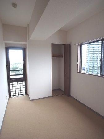 Non-living room. Western is.