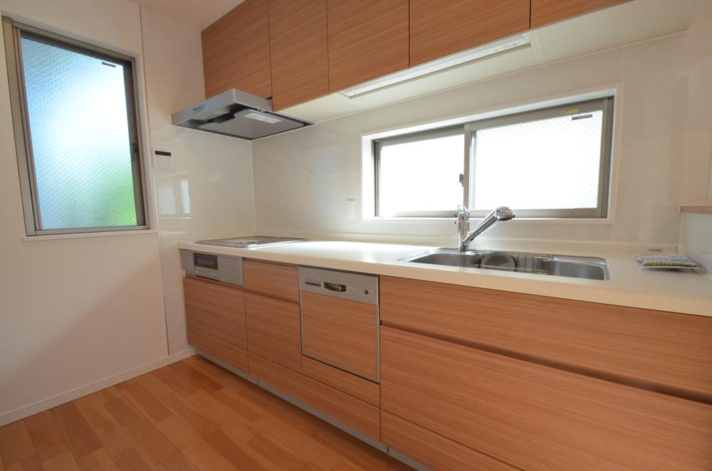 Kitchen. Indoor (June 2013) Shooting 1 Building