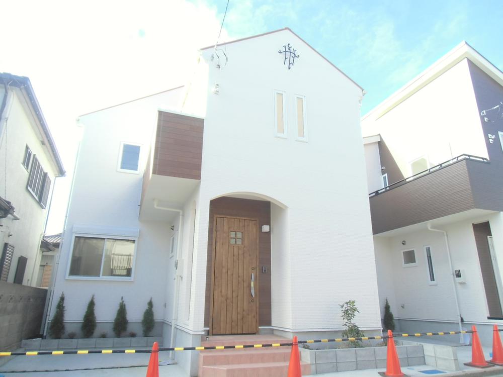 Local appearance photo