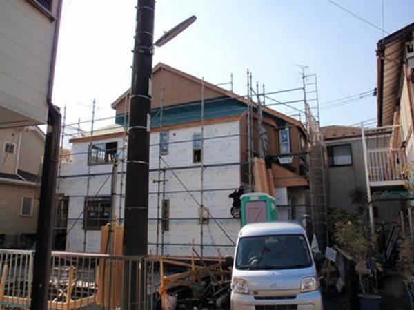 Local appearance photo. Local (11 May 2013) Shooting