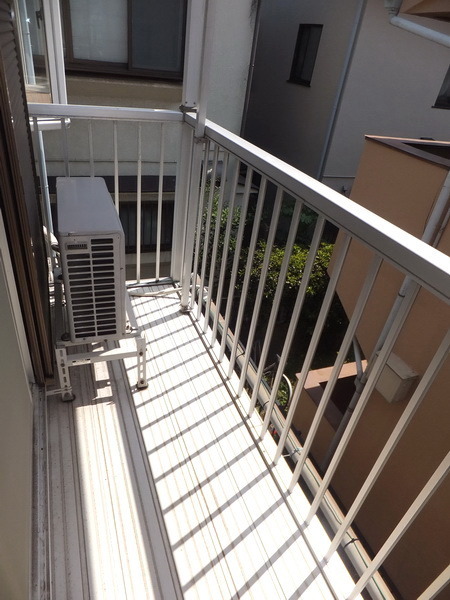 Balcony.  ☆  Bright balcony  ☆