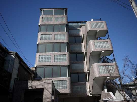 Local appearance photo