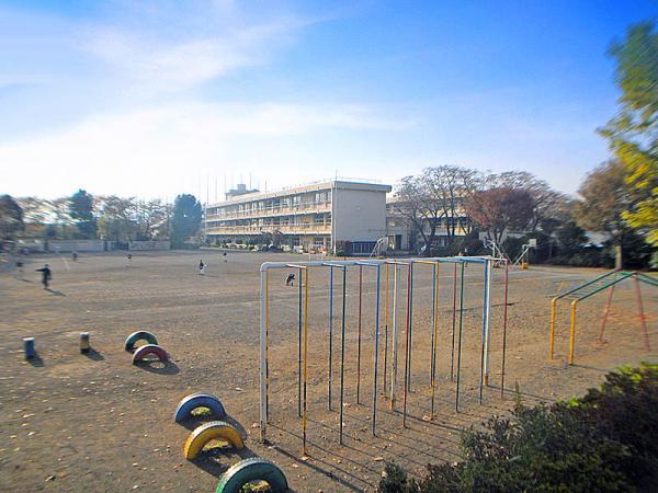 Primary school. Midoridai 800m up to elementary school
