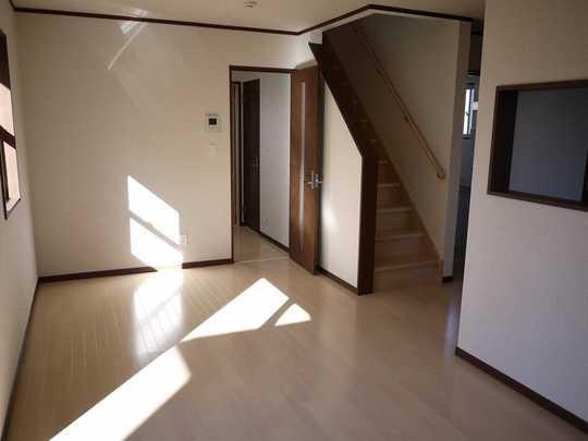 Same specifications photos (living). All room pair glass