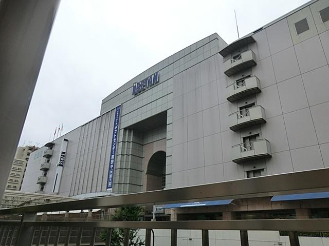Shopping centre. 1000m to Isetan Sagamihara store