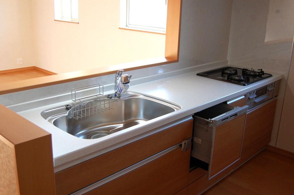 Kitchen. Indoor (12 May 2013) Shooting