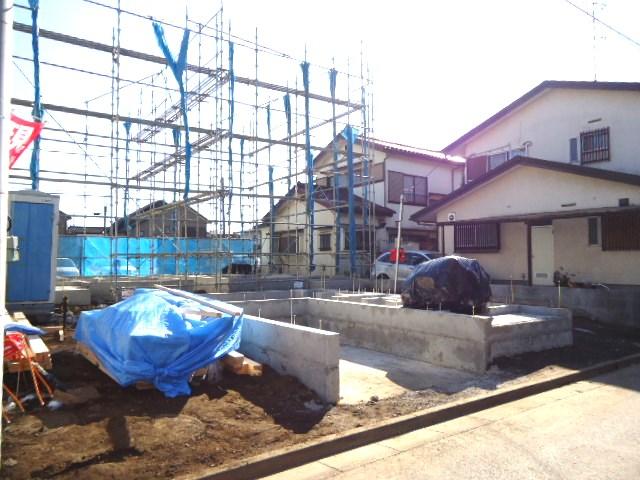 Local photos, including front road. Foundation work completed