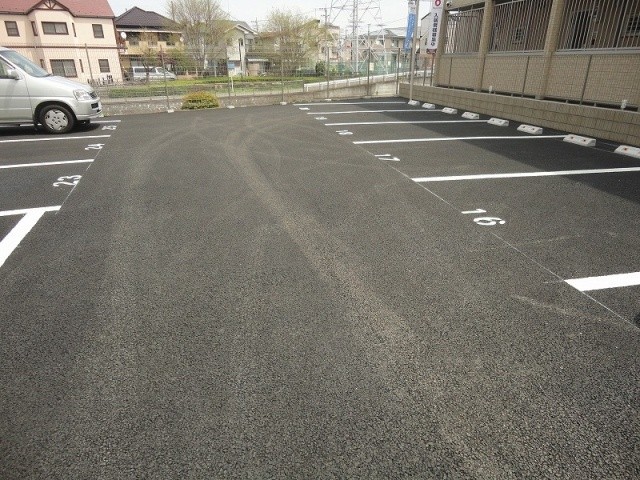 Parking lot