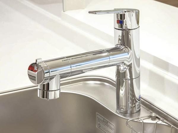 Kitchen. Built-in water purifier with mixing faucet