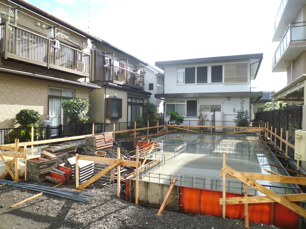 Local appearance photo. Local (12 May 2013) Shooting