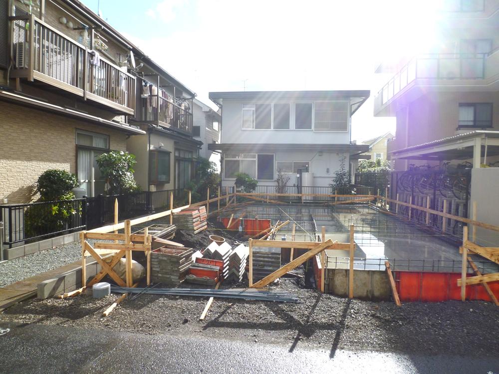 Local appearance photo. Local (12 May 2013) Shooting