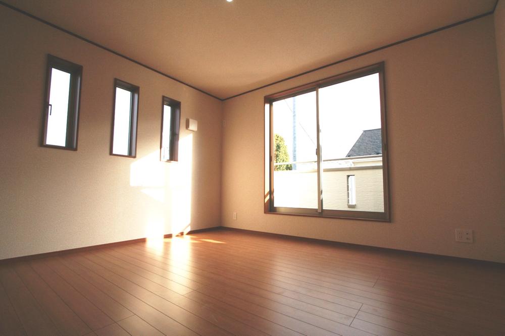 Non-living room. Local (12 May 2013) Shooting