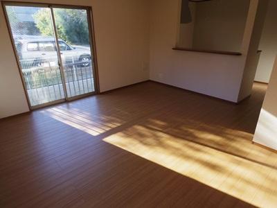 Living. 1 Building Local (11 May 2013) Shooting