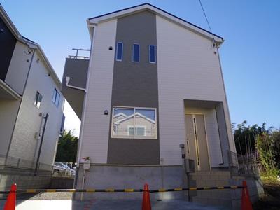 Local appearance photo. Building 2 Indoor (11 May 2013) Shooting