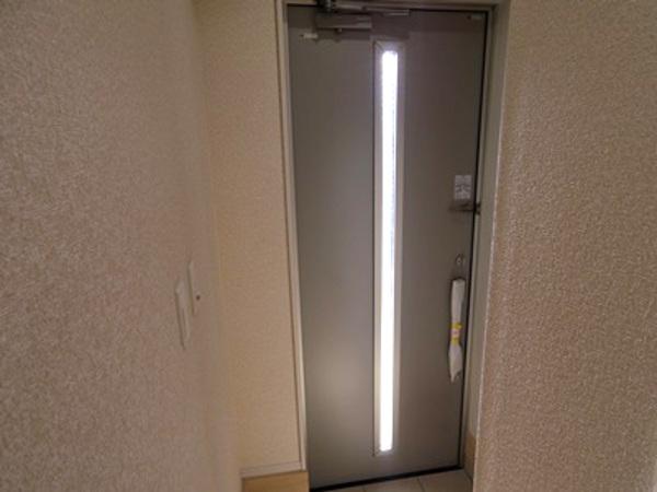 Entrance. Local (12 May 2013) Shooting